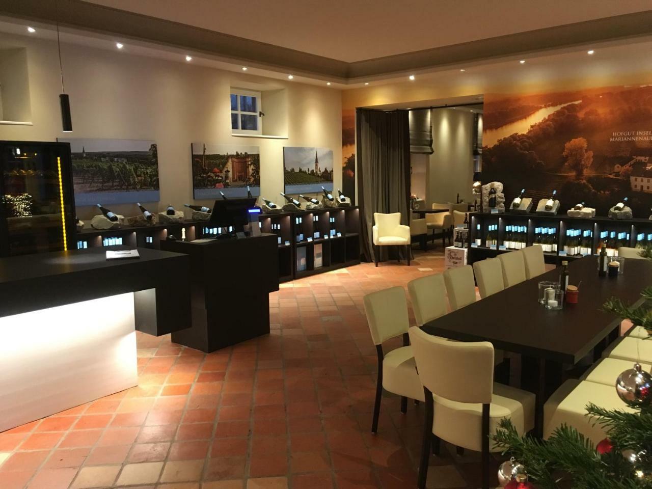 Residenz Weingut Schloss Reinhartshausen Acomodação com café da manhã Eltville am Rhein Exterior foto